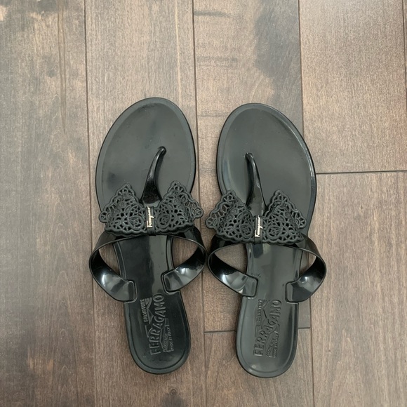 Navy blue Ferragamo slides - Picture 2 of 3